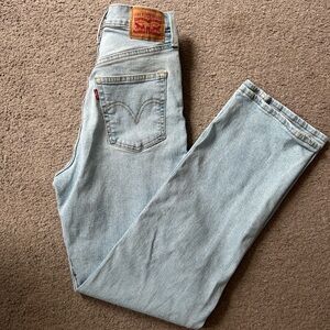 Levi's® Women's Ultra-High Rise Ribcage Straight Jeans
Size 28/32